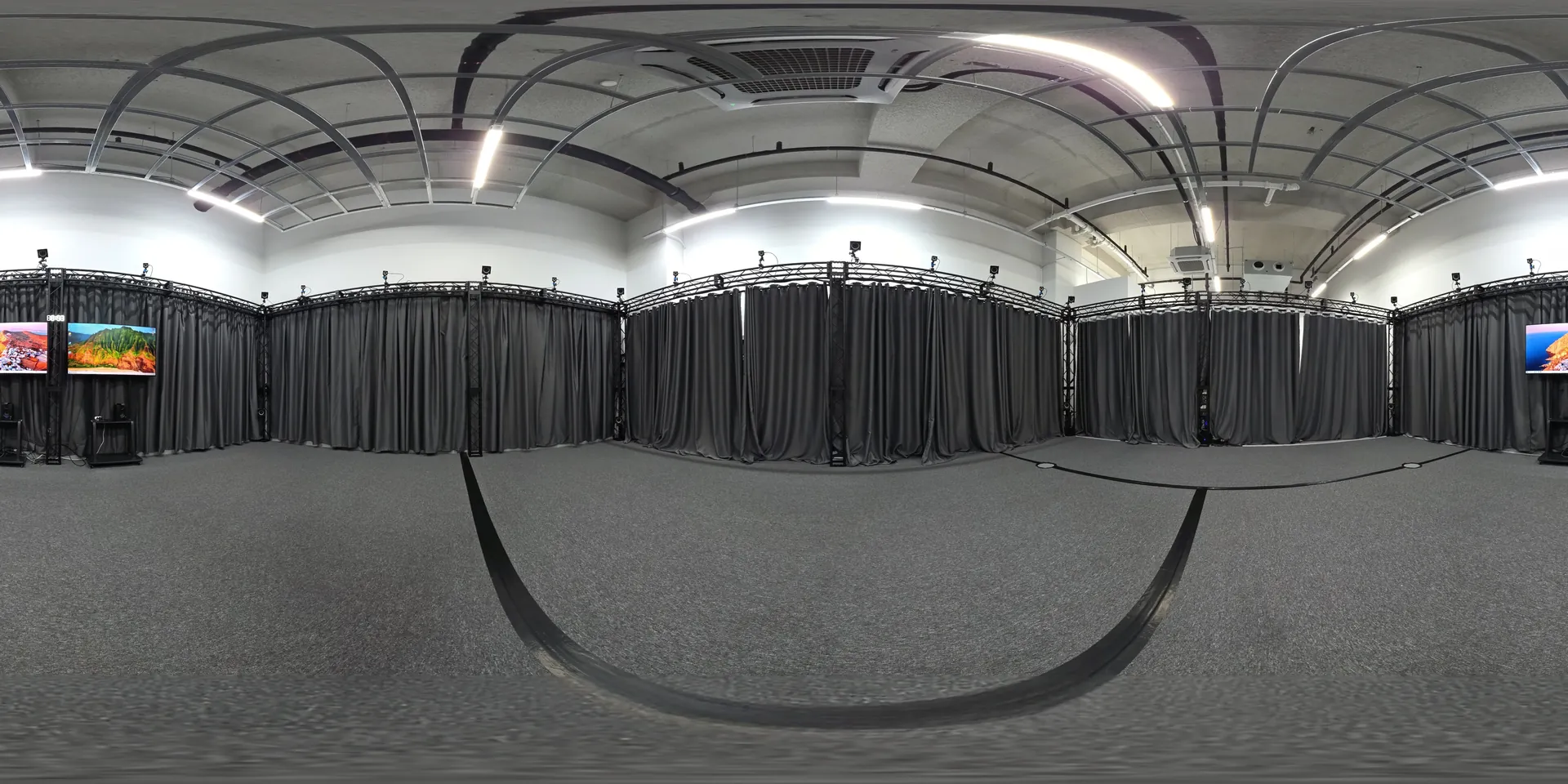 밍글 스튜디오 360도 전경 - 커튼을 친 모습